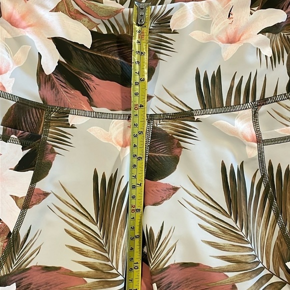 Old Navy Women Leggings Small Green & Pink Floral Powersoft Workout Athleisure - Picture 12 of 14